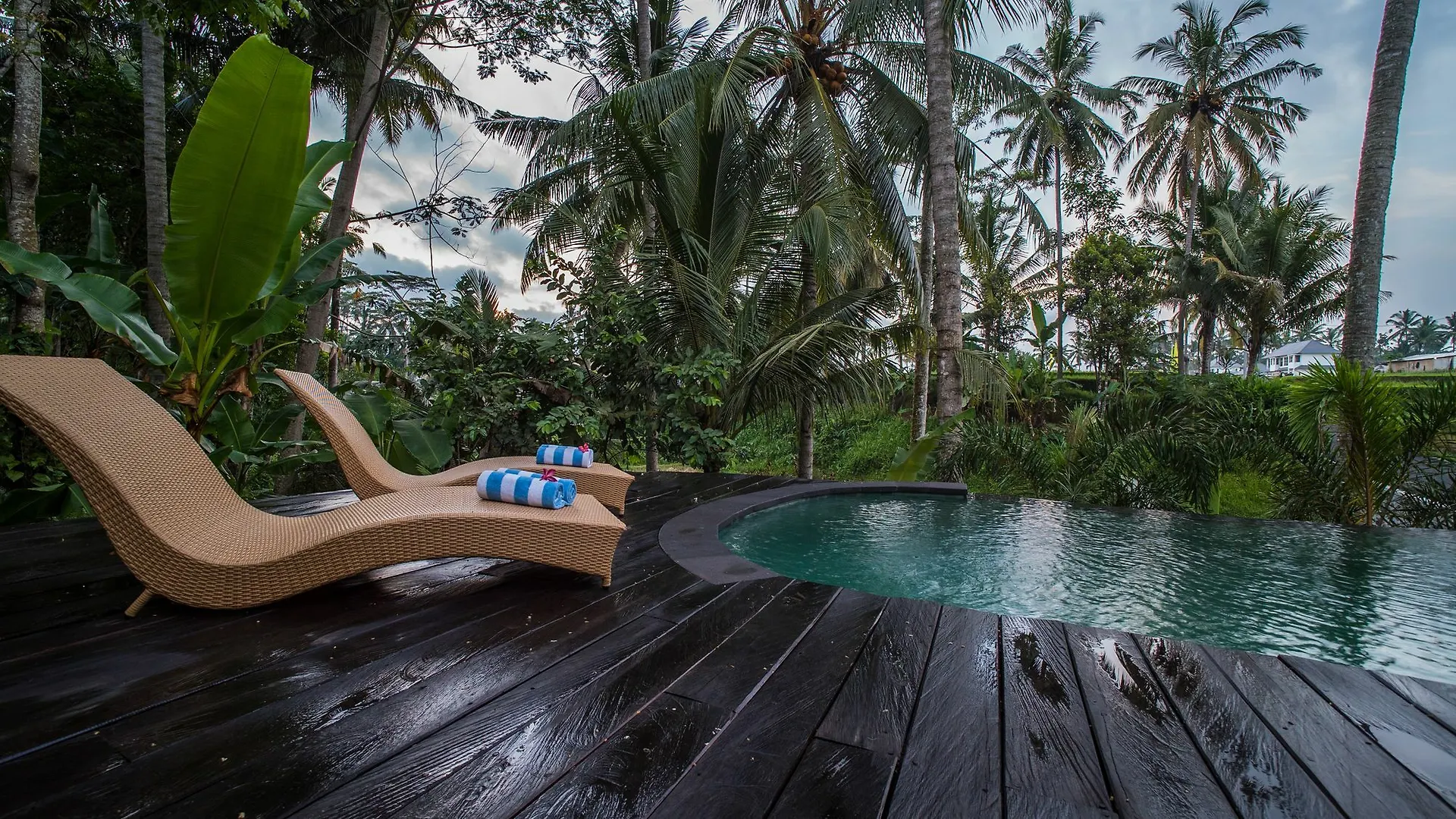 Sandana Ubud Villa Indonesia
